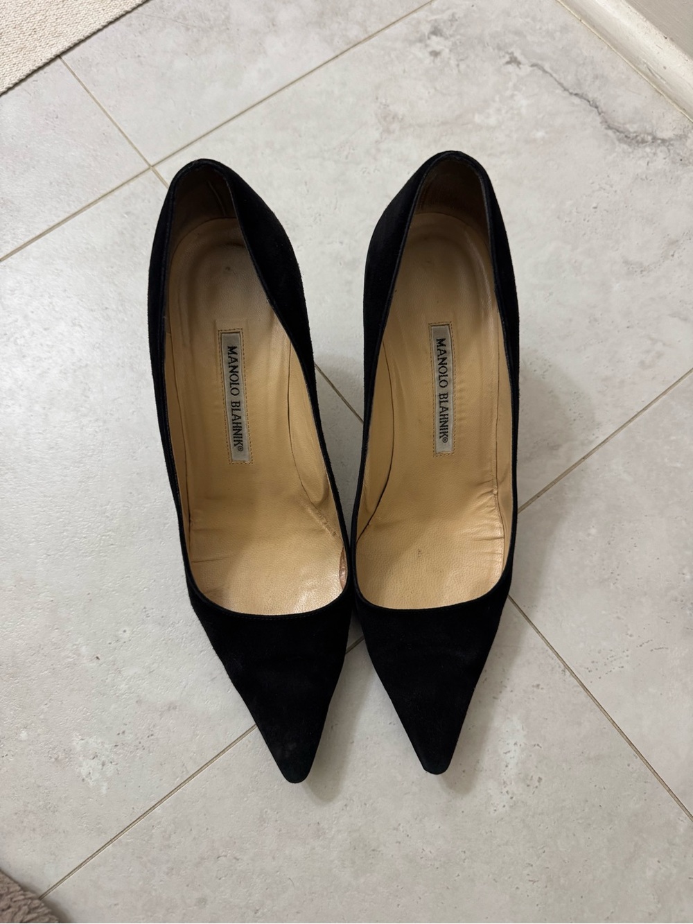 Manolo Blahnik Black Suede Pointed-Toe Pumps